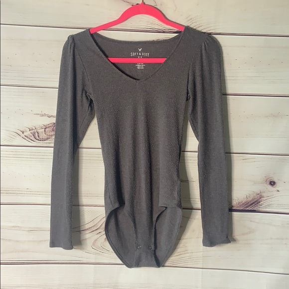 American Eagle Outfitters Tops - American Eagle • long sleeve bodysuit